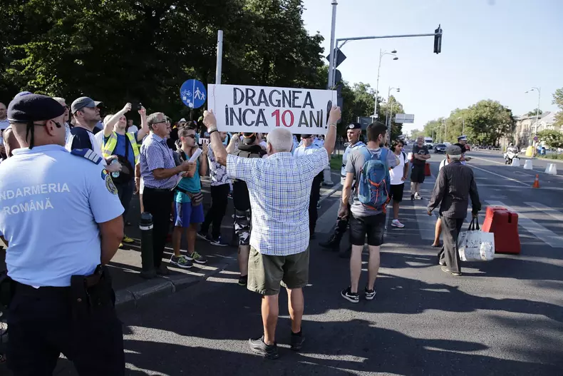 protest 10 august 19