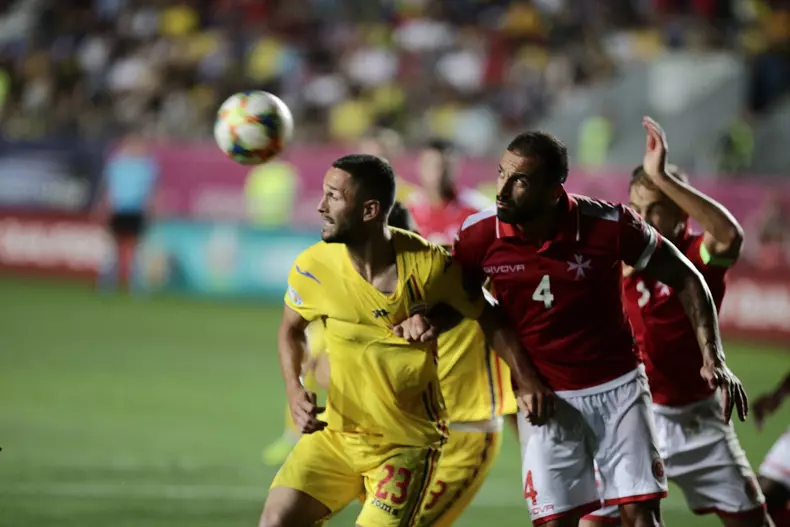 69695895_937443686609184_5712564562495012864_n