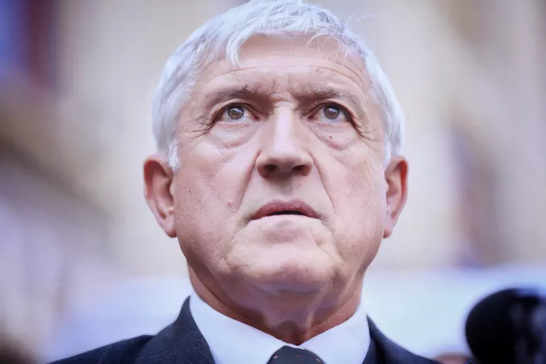 Mircea Diaconu - candidatura-elegeri prezidentiale-BEC10