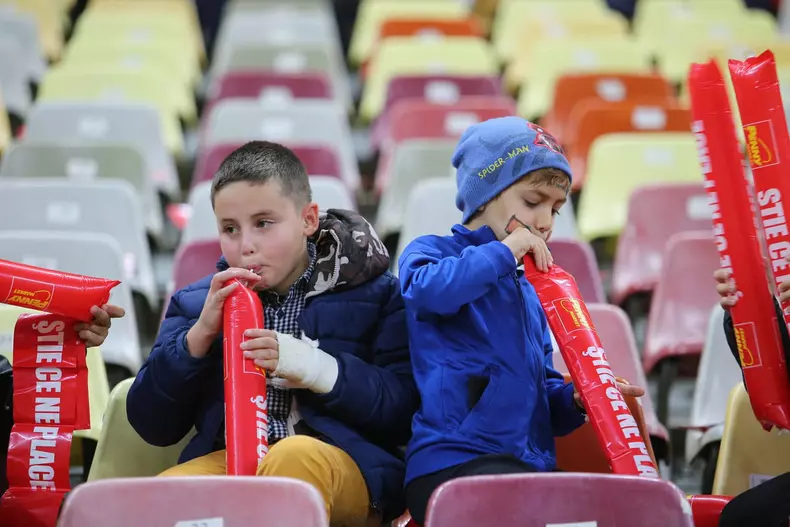 72377238_1218465068352647_5135965559489298432_n