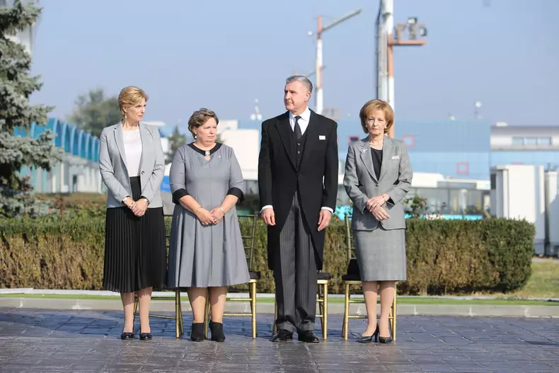 Regina-Mamă Elena, repatriată