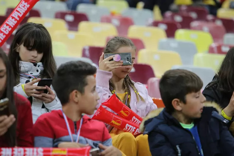 73319934_1201057326766389_6987035419695120384_n