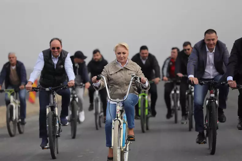 dancilă bicicleta 3