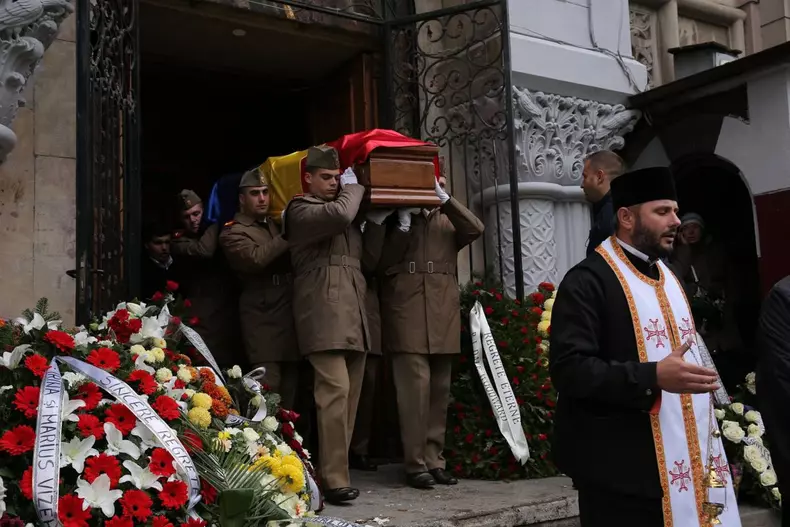 inmormantare mihai constantinescu 14