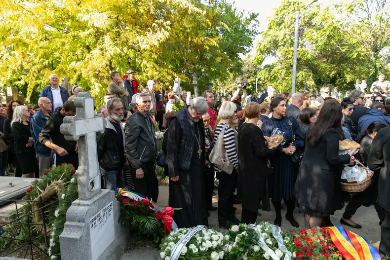 inmormantare-tamara-buciuceanu-cimitir-vlad-chirea (1)