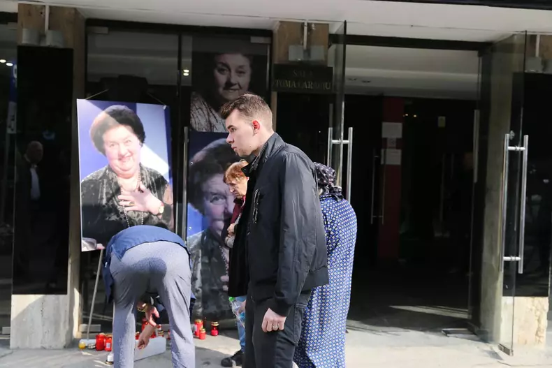 tamara bulandra nepot