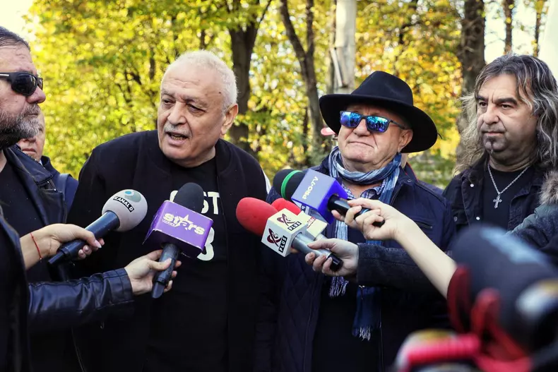 73322133_2525641981008947_7454683261453729792_n