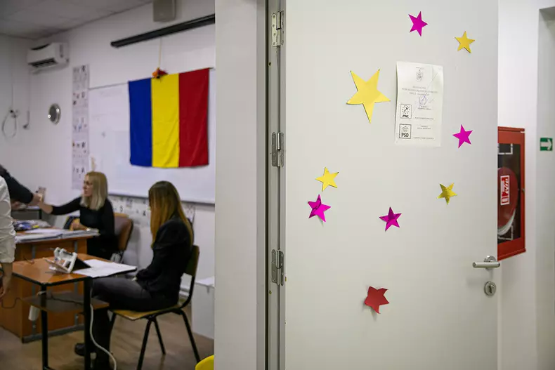 Secția de votare din Voluntari