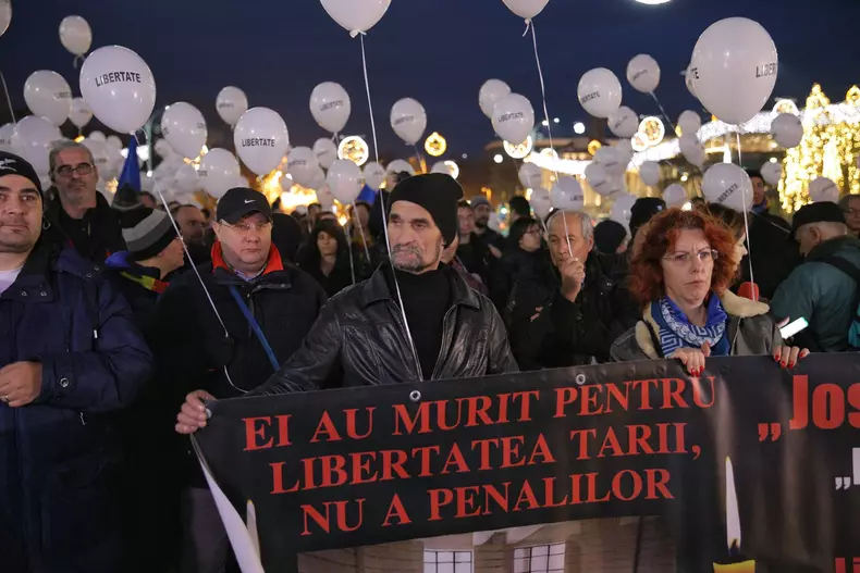 mars-comemorare-victime-revolutie (3)