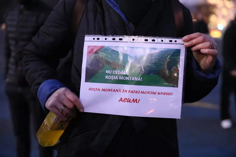 83281610_212876673083467_4712009904636821504_n