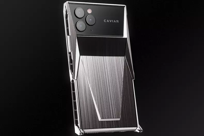 Noul iPhone 11 Pro de la Caviar