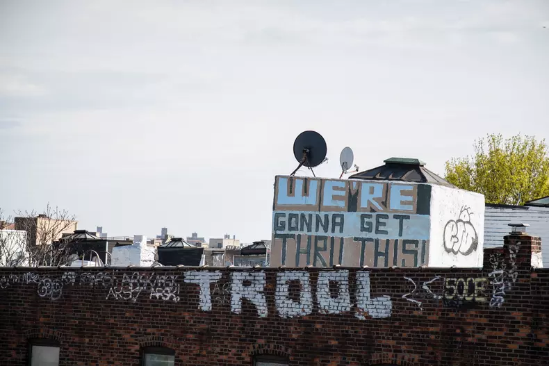 Graffiti coronavirus