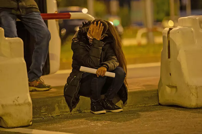 O muncitoare din Sri Lanka este epuizată după opt ore de la plecarea din Botoșani