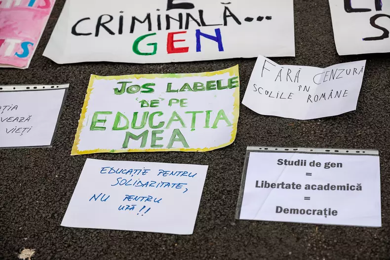eli_driu-protest_comunitate_trans_s-14