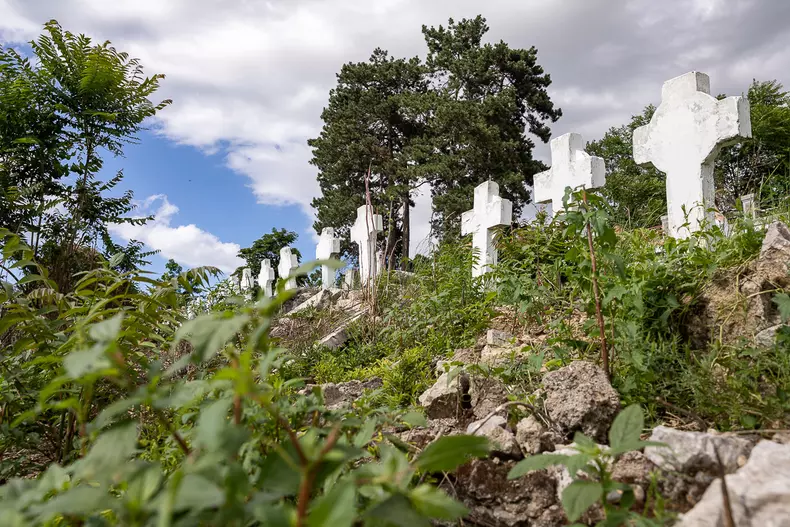 eli-driu_cimitirul-turda-c-s-140