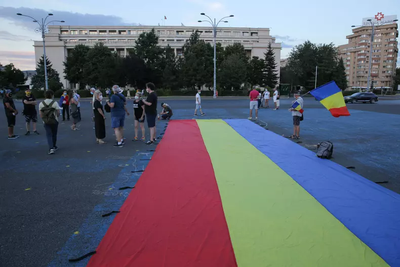 Protest simbolic în Piaţa Victoriei, la doi ani de la violențele din 10 august