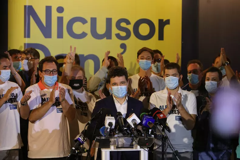 nicusor dan_dumitru angelescu