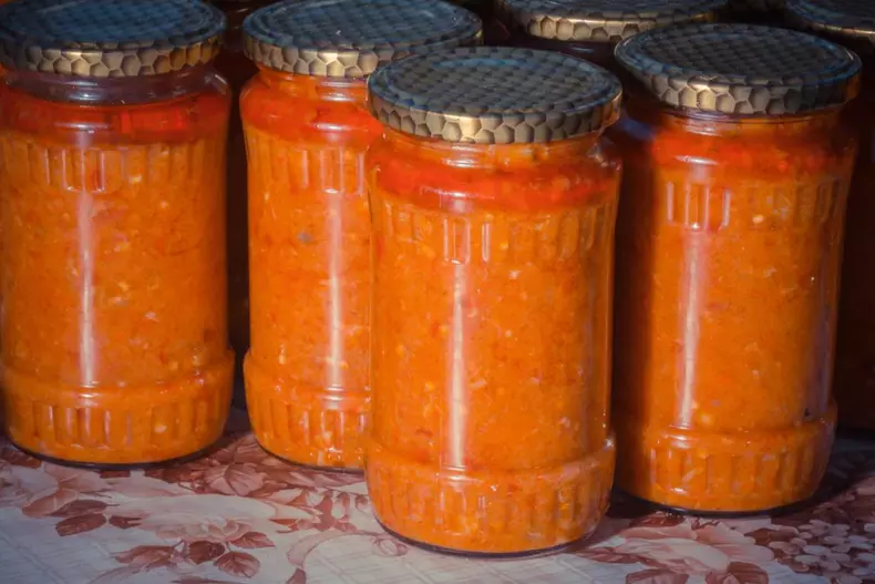 conserve-iarna-borcane-zacusca-fasole