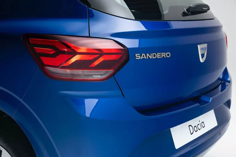 Dacia-Sandero-2020-exterior-3