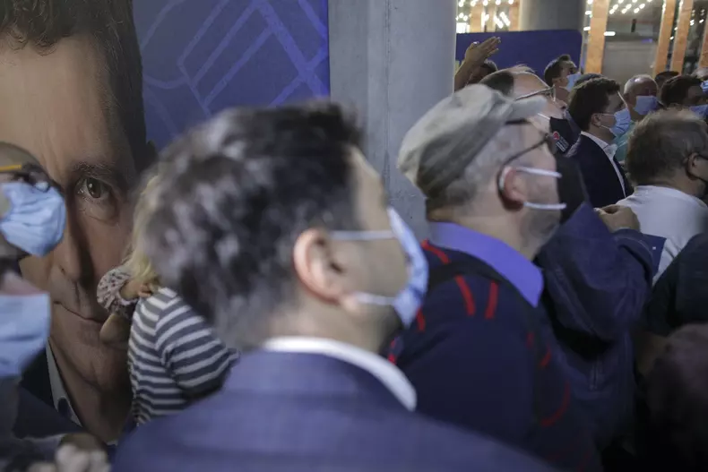 INSTANT_NICUSOR_0014_INQUAM_Photos_Octav_Ganea