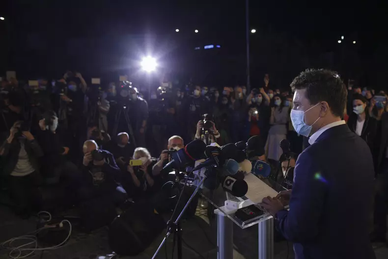 INSTANT_NICUSOR_0017_INQUAM_Photos_Octav_Ganea