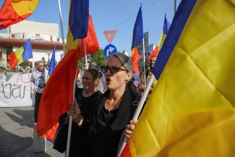 received_1601062793407703