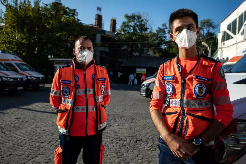 ambulanta-covid-s-111