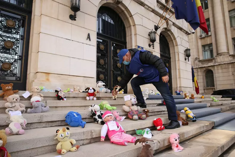 123686925_855966228558006_443989723694744746_n