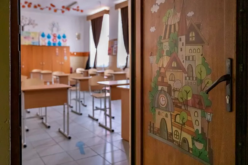 tablete-scoli-bacau-w-34