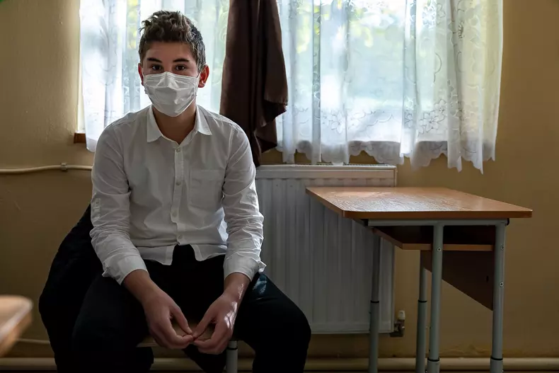 tablete-scoli-bacau-w-43