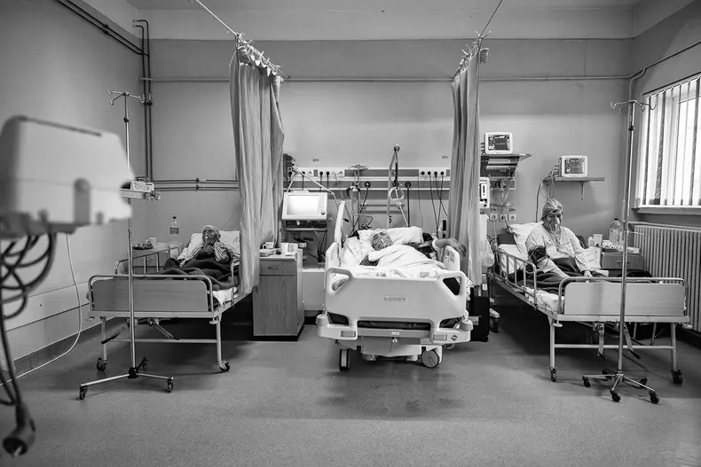 pacienti-covid-an-s-128