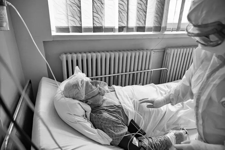 pacienti-covid-an-s-143