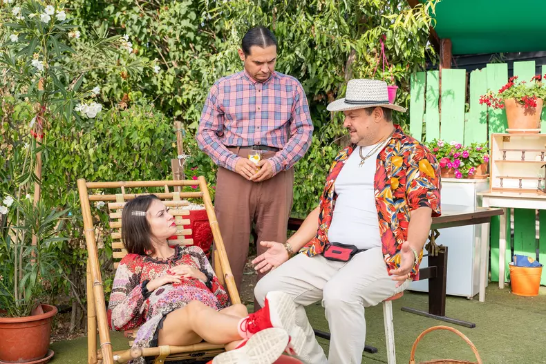 Gianina, Dorel si Bobita - Las Fierbinti