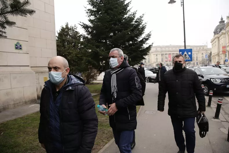 152915221_238752277918572_2028198850847944682_n