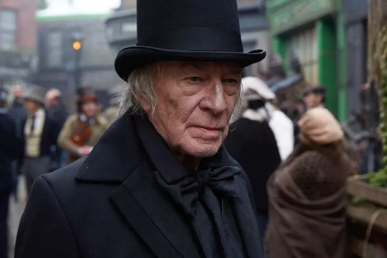 The Man Who Invented Christmas (2017) - filmstill