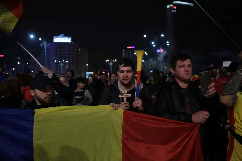 Proteste Piața Victoriei sursa foto: Dumitru Angelescu