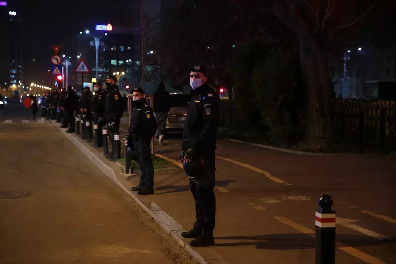 Proteste Piața Victoriei sursa foto: Dumitru Angelescu
