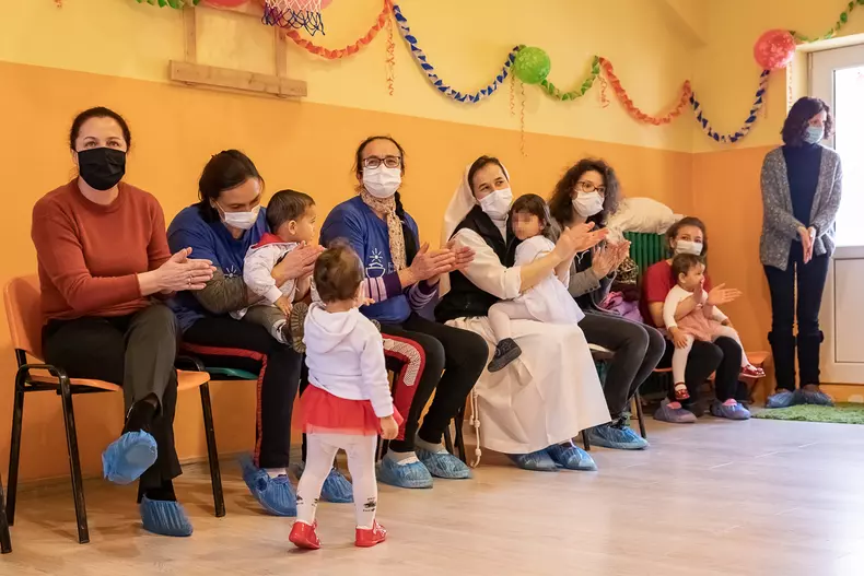 copii-singureni-s-11