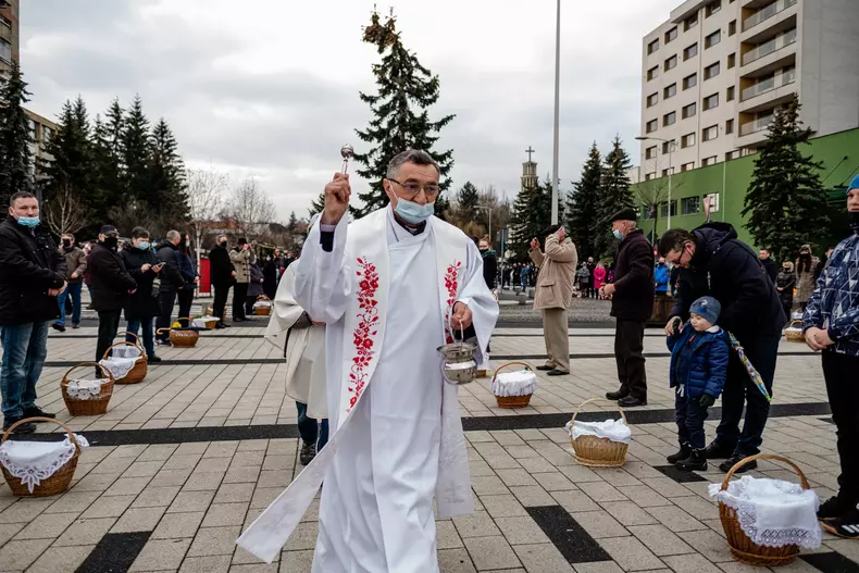 169023015_1780810355423265_7122933101537572194_n