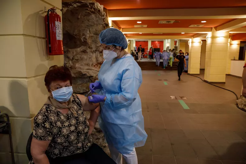 vaccinare filarmonica sibiu vlad chirea