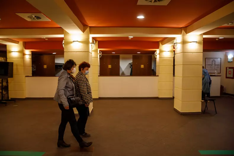 vaccinare filarmonica sibiu vlad chirea