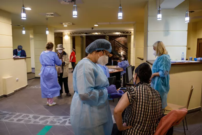 vaccinare filarmonica sibiu vlad chirea