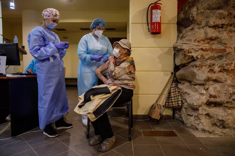 vaccinare filarmonica sibiu vlad chirea