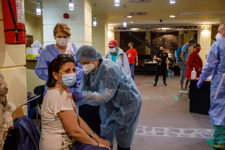 vaccinare filarmonica sibiu vlad chirea