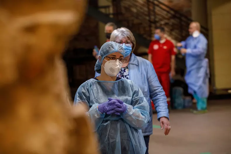 vaccinare filarmonica sibiu vlad chirea