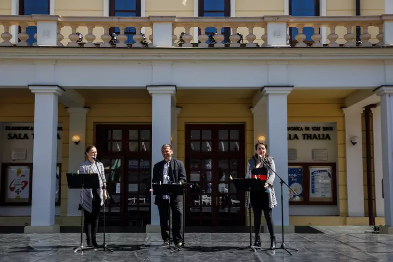 vaccinare filarmonica sibiu vlad chirea