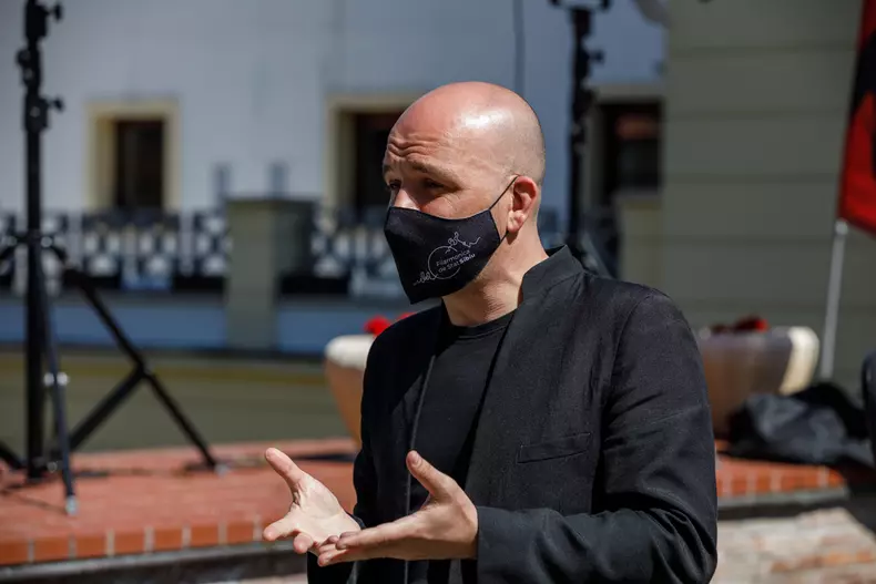 vaccinare filarmonica sibiu vlad chirea