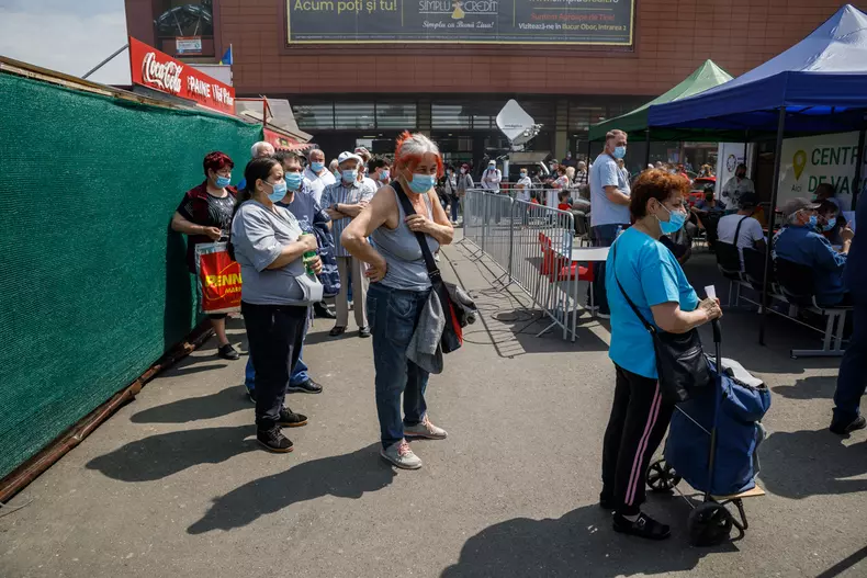 terasa obor mici vaccinare vlad chirea