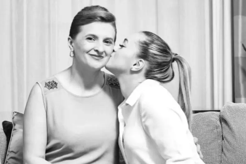 mama larisei iordache a murit