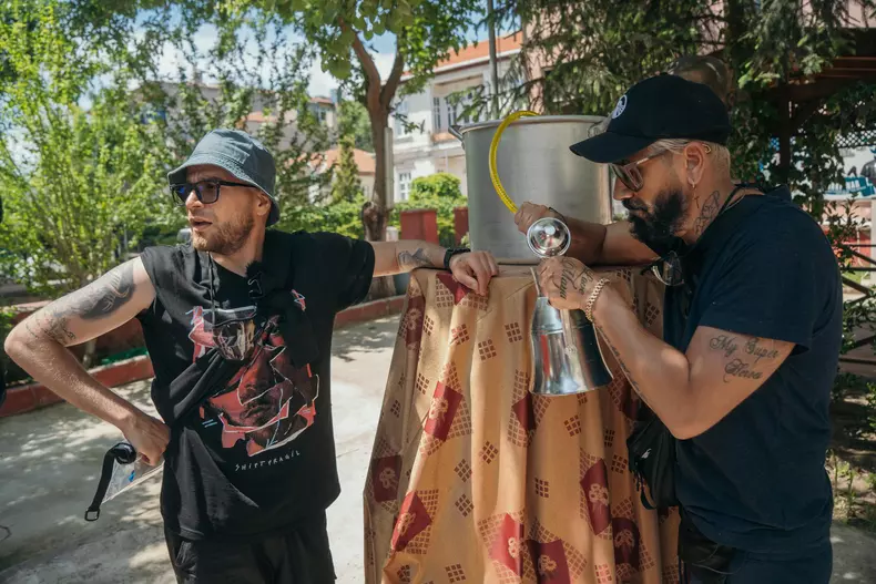 connect-r-asia-express-1-1